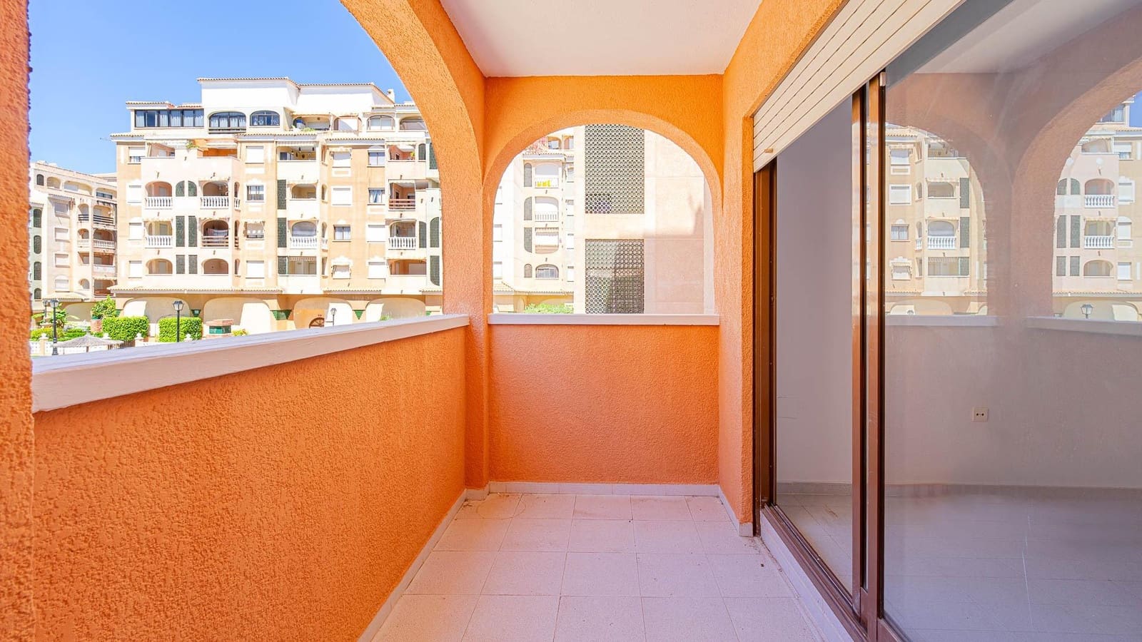 3 camera da letto Appartamento in vendita in Torrevieja con piscina - 149.000 € (Rif: 9855585)