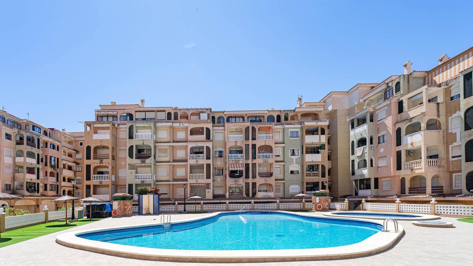 3 camera da letto Appartamento in vendita in Torrevieja con piscina - 149.000 € (Rif: 9855585)