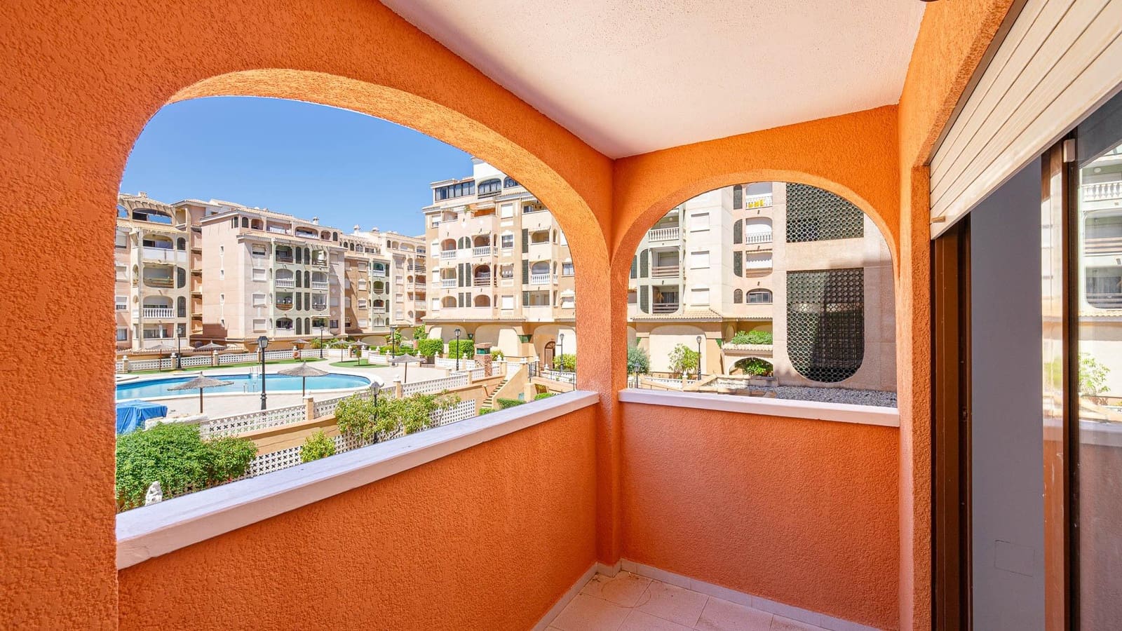 3 camera da letto Appartamento in vendita in Torrevieja con piscina - 149.000 € (Rif: 9855585)