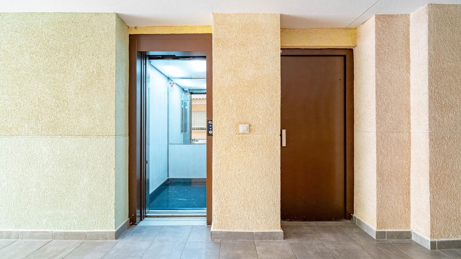 3 camera da letto Appartamento in vendita in Torrevieja con piscina - 149.000 € (Rif: 9855585)