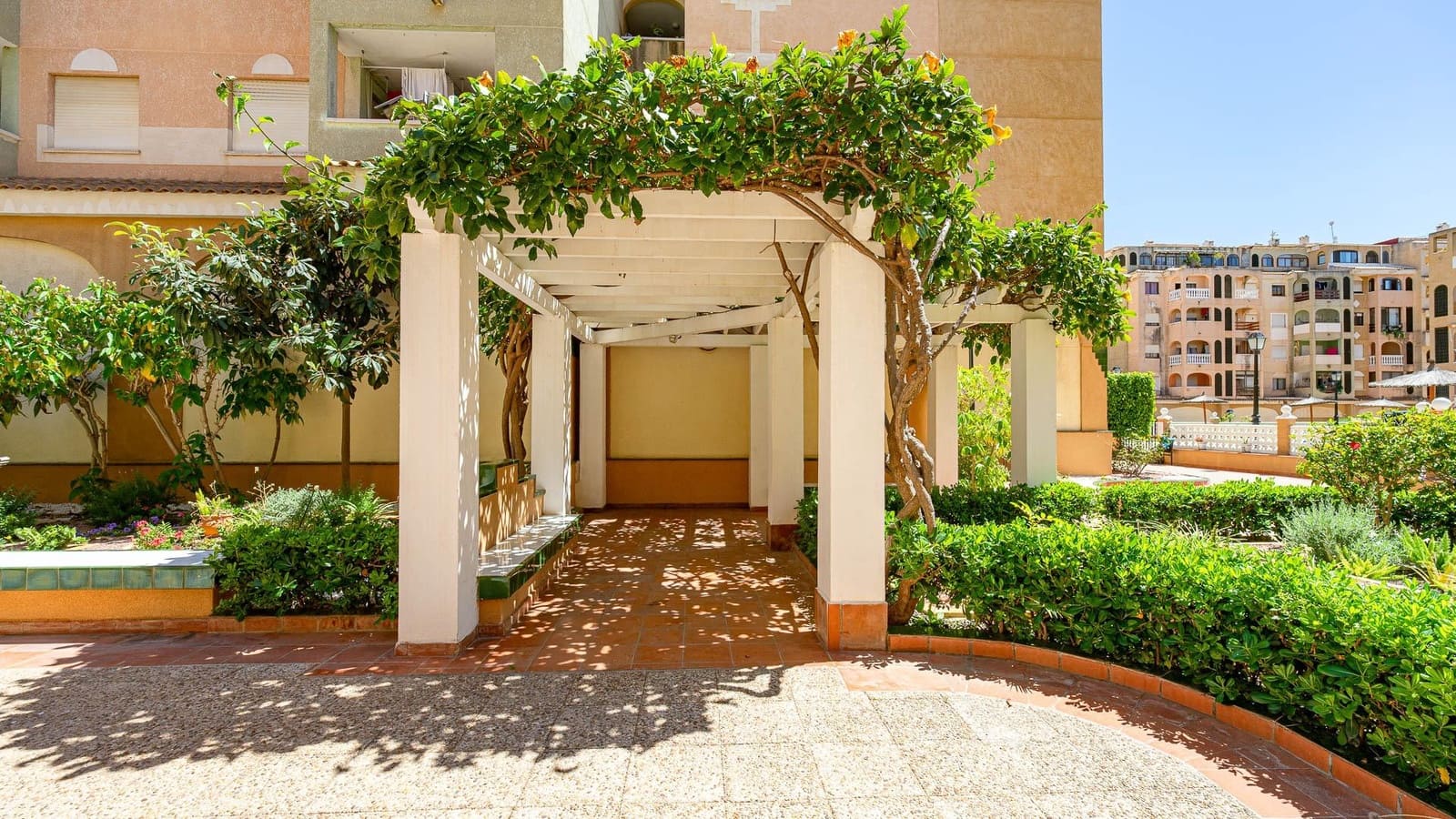 3 camera da letto Appartamento in vendita in Torrevieja con piscina - 149.000 € (Rif: 9855585)