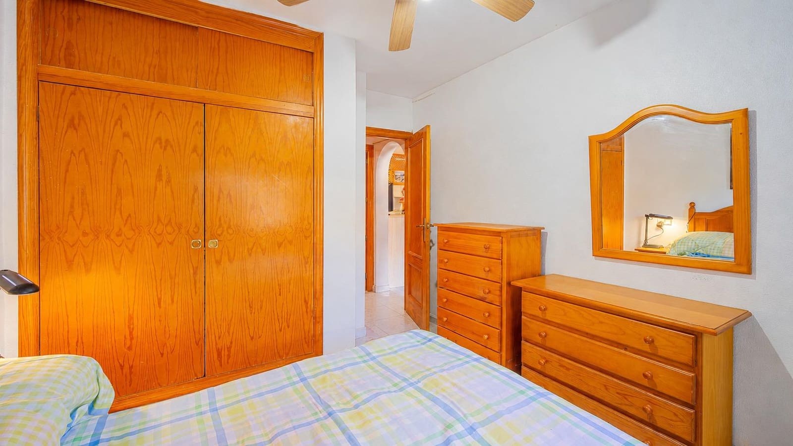 2 chambre Bungalow à vendre à Torrevieja avec piscine - 139 999 € (Ref: 9857652)