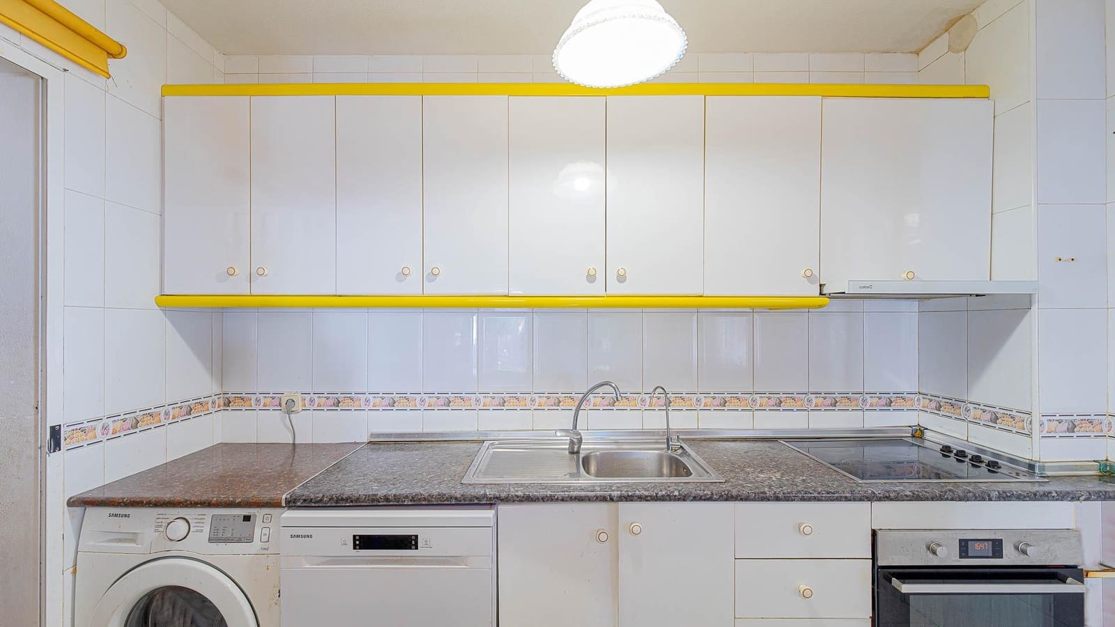 2 chambre Bungalow à vendre à Torrevieja avec piscine - 139 999 € (Ref: 9857652)