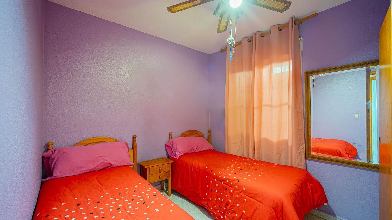 2 chambre Bungalow à vendre à Torrevieja avec piscine - 139 999 € (Ref: 9857652)