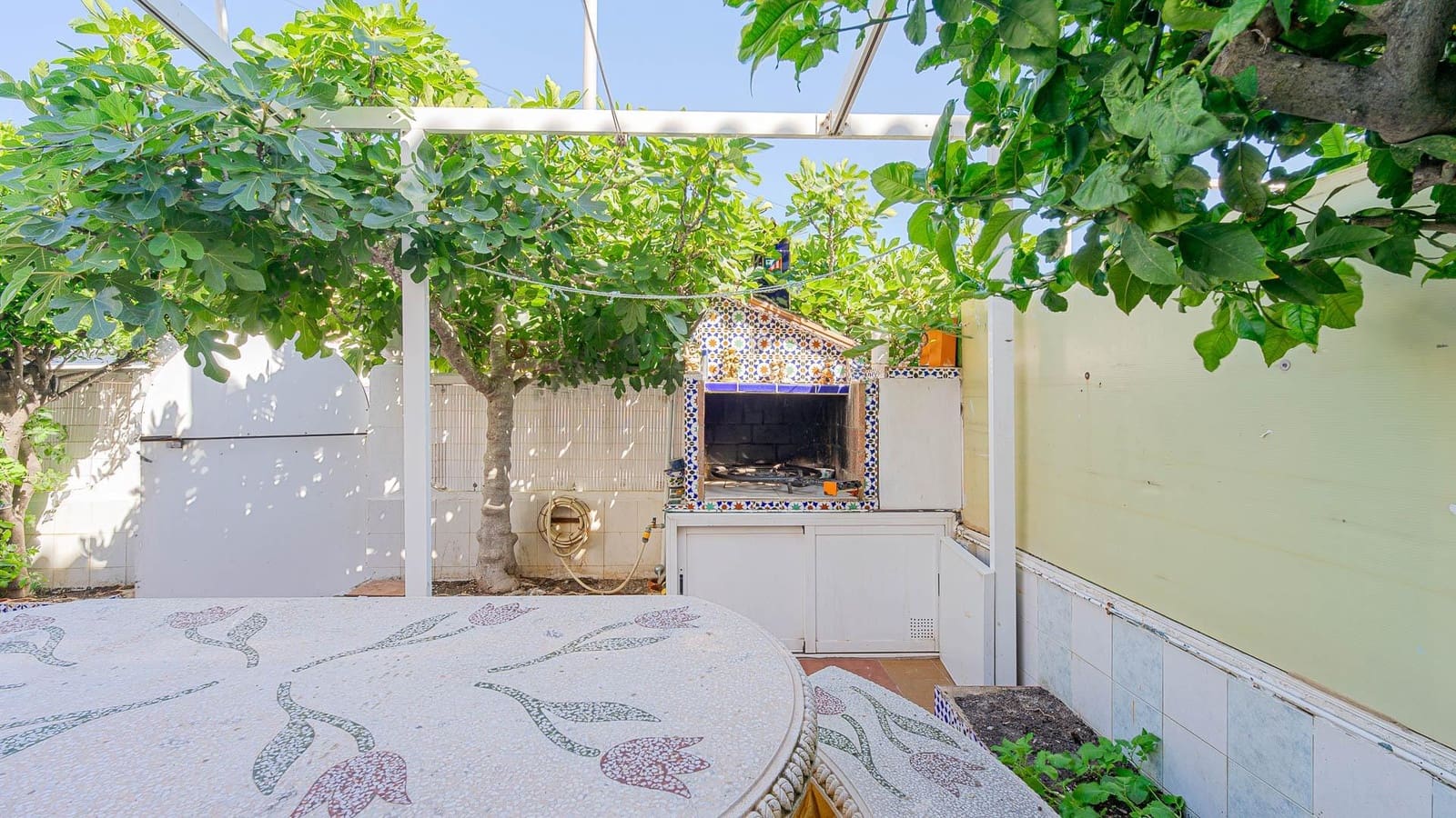 2 chambre Bungalow à vendre à Torrevieja avec piscine - 139 999 € (Ref: 9857652)