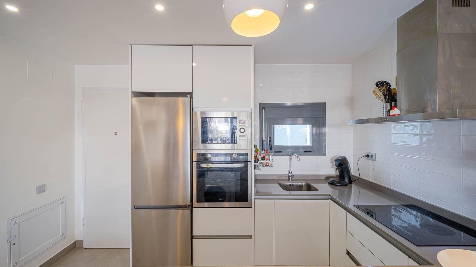 2 soveværelse Bungalow til salg i Pilar de la Horadada med swimmingpool - € 184.999 (Ref: 9876560)