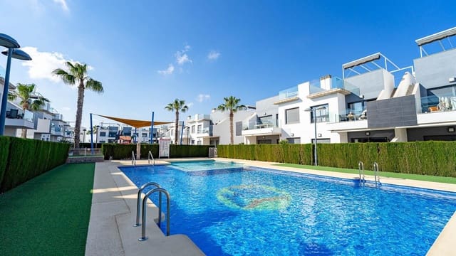 2 soveværelse Bungalow til salg i Pilar de la Horadada ciudad, Pilar de la Horadada med swimmingpool - € 184.999 (Ref: 9876560)