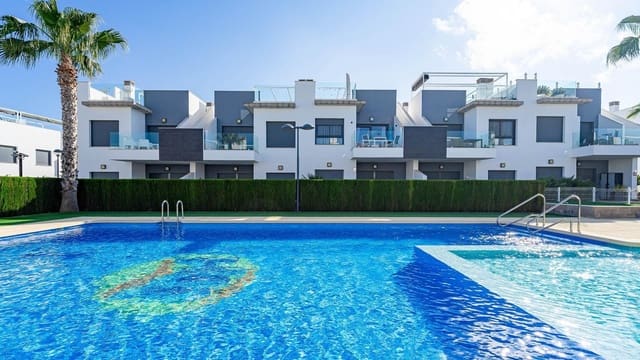 2 soveværelse Bungalow til salg i Pilar de la Horadada ciudad, Pilar de la Horadada med swimmingpool - € 184.999 (Ref: 9876560)