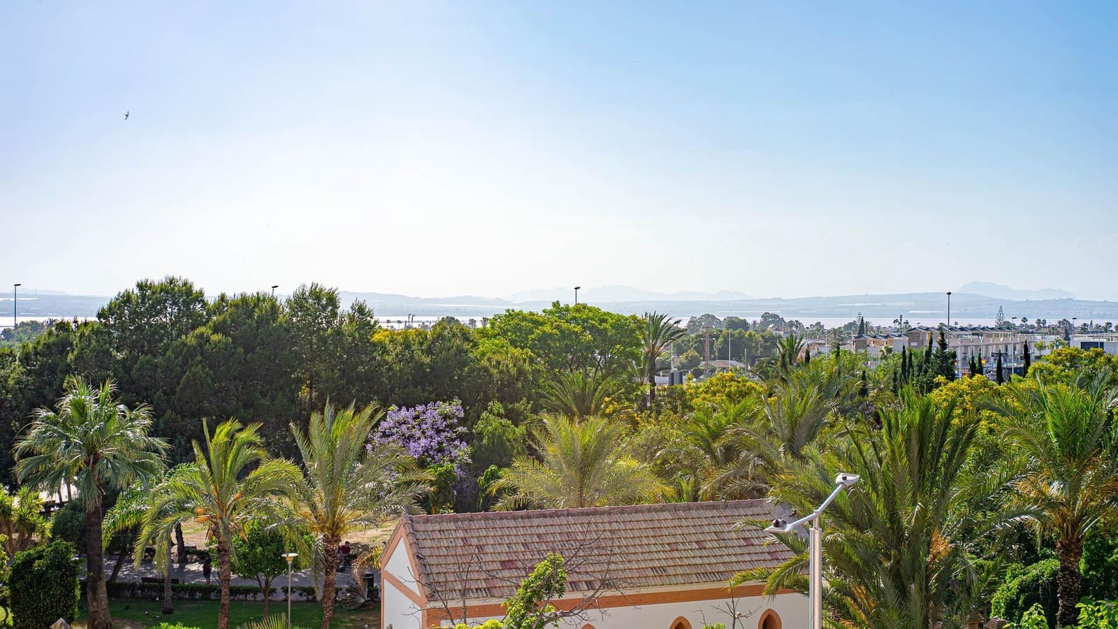 2 sypialnia Apartament na sprzedaż w Torrevieja z basenem - 134 999 € (Ref: 9884938)