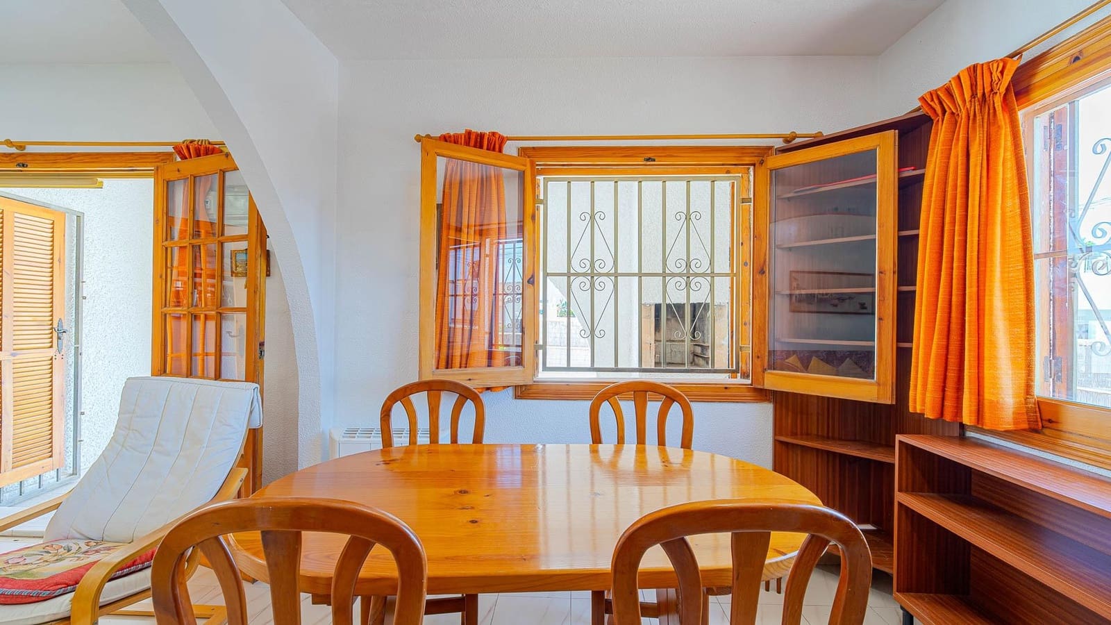 2 sovrum Bungalow till salu i Torrevieja - 189 999 € (Ref: 9898915)