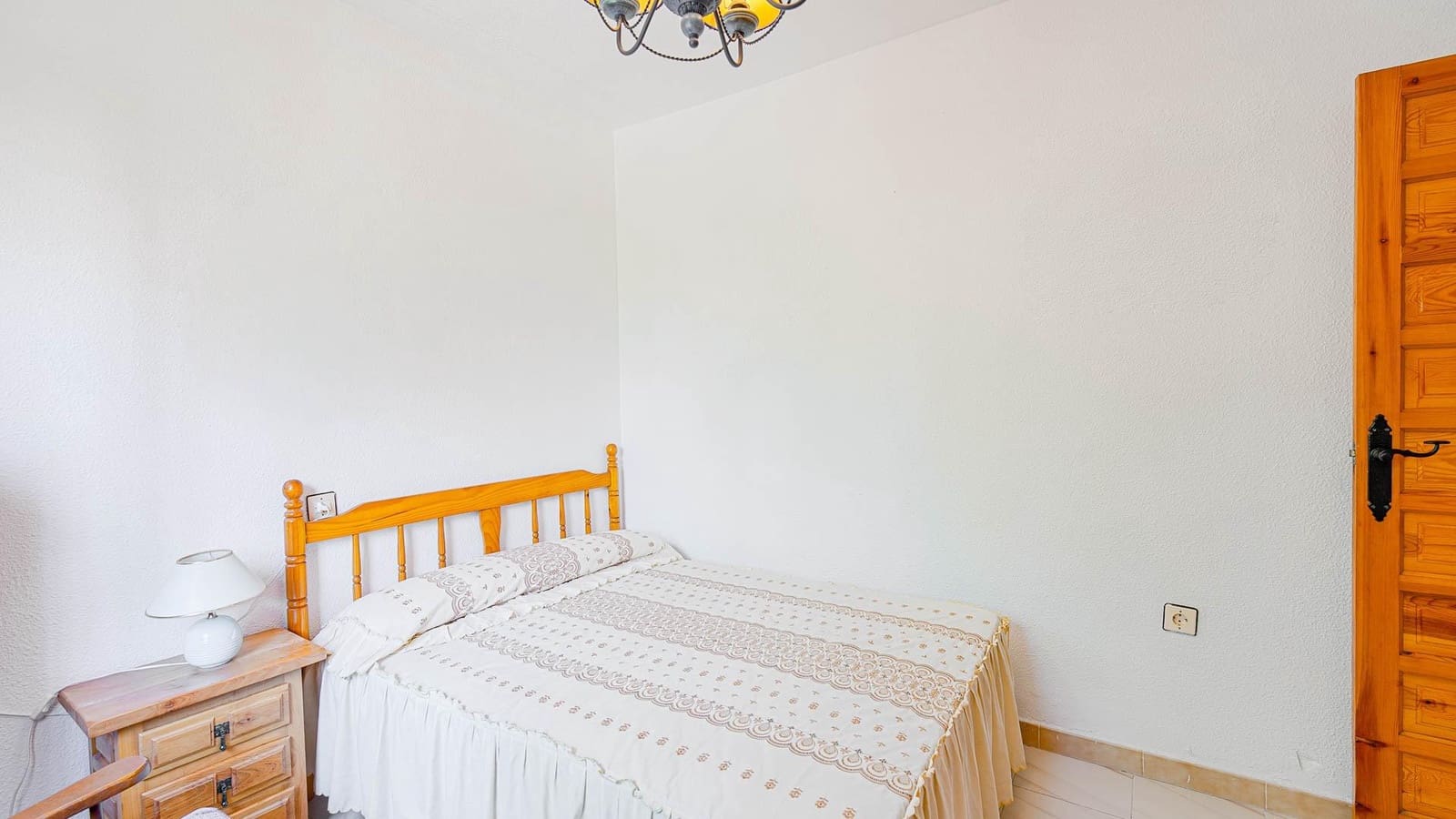 2 sovrum Bungalow till salu i Torrevieja - 189 999 € (Ref: 9898915)