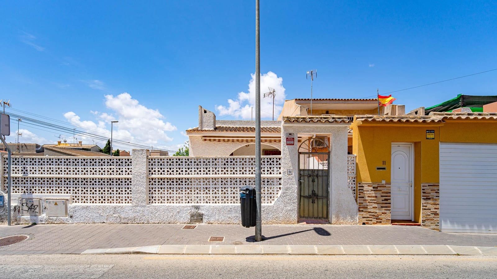 2 sovrum Bungalow till salu i Torrevieja - 189 999 € (Ref: 9898915)