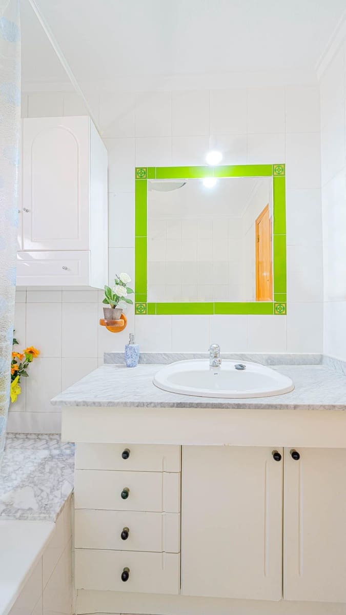 2 Zimmer Apartment zu verkaufen in Torrevieja mit Pool - 149.999 € (Ref: 9900128)