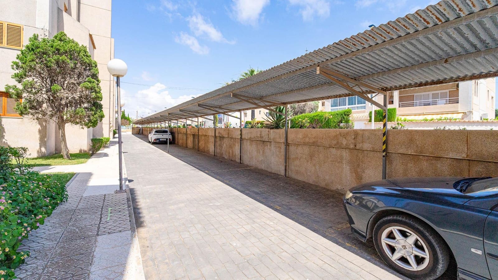 2 Zimmer Apartment zu verkaufen in Torrevieja mit Pool - 149.999 € (Ref: 9900128)