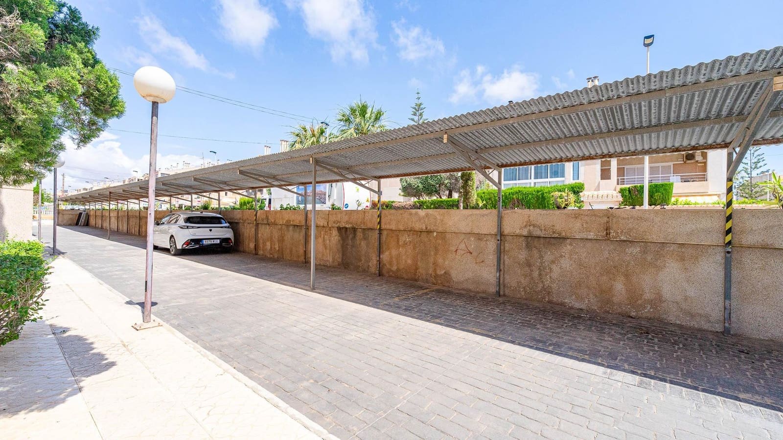 2 Zimmer Apartment zu verkaufen in Torrevieja mit Pool - 149.999 € (Ref: 9900128)