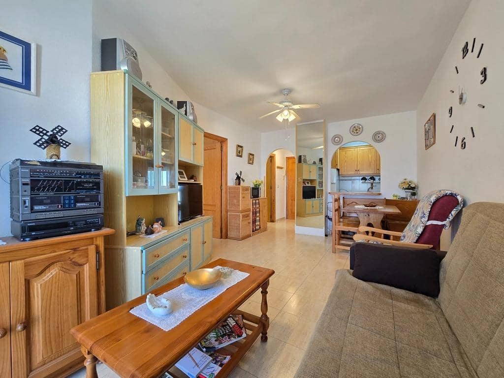1 makuuhuone Huoneisto myytävänä paikassa Torrevieja mukana uima-altaan - 116 000 € (Ref: 9913275)