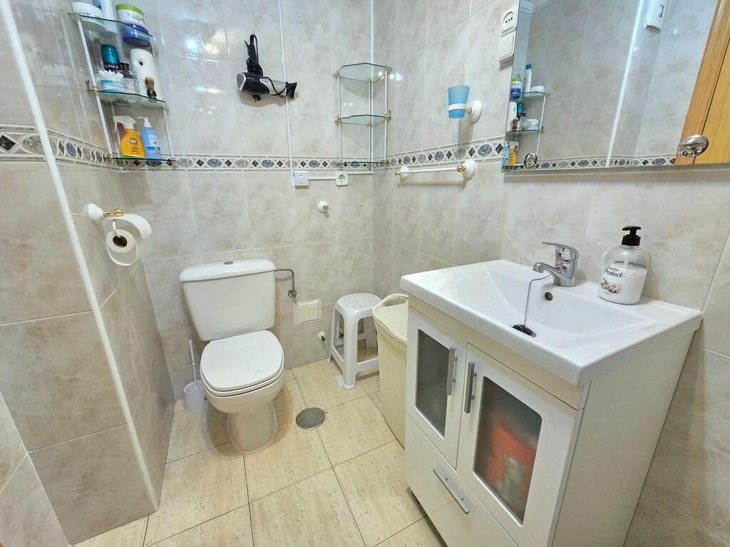 1 makuuhuone Huoneisto myytävänä paikassa Torrevieja mukana uima-altaan - 116 000 € (Ref: 9913275)