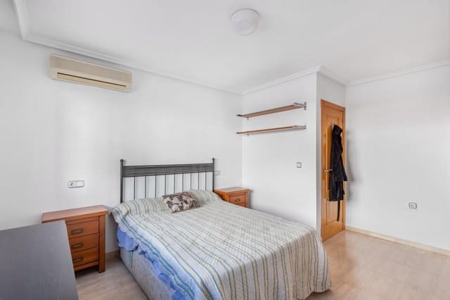3 slaapkamer Appartement te koop in Antonio Machado, Torrevieja met zwembad garage - € 184.900 (Ref: 9913277)