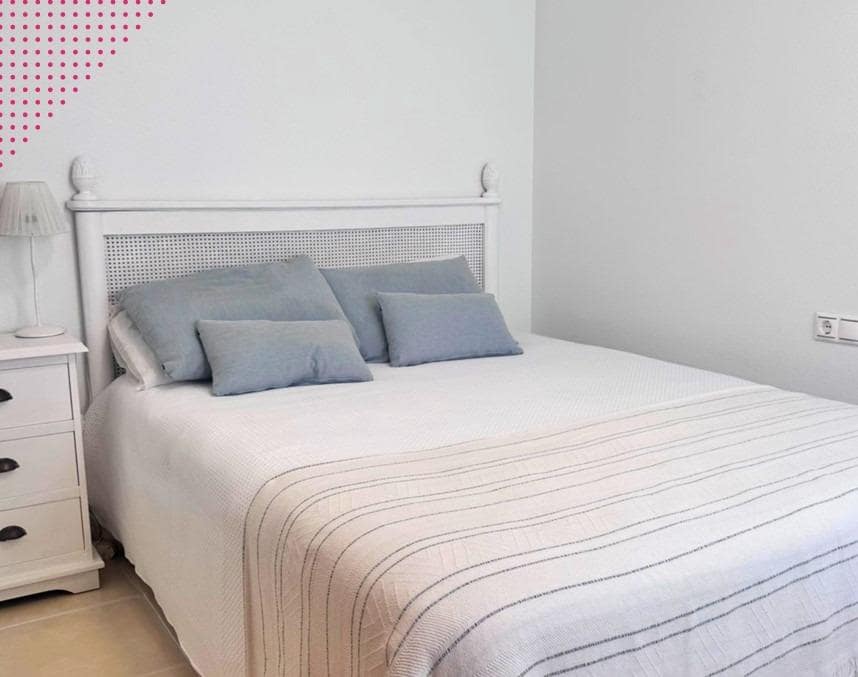 Ático de 3 habitaciones en Torrevieja en venta con piscina - 329.000 € (Ref: 9913278)