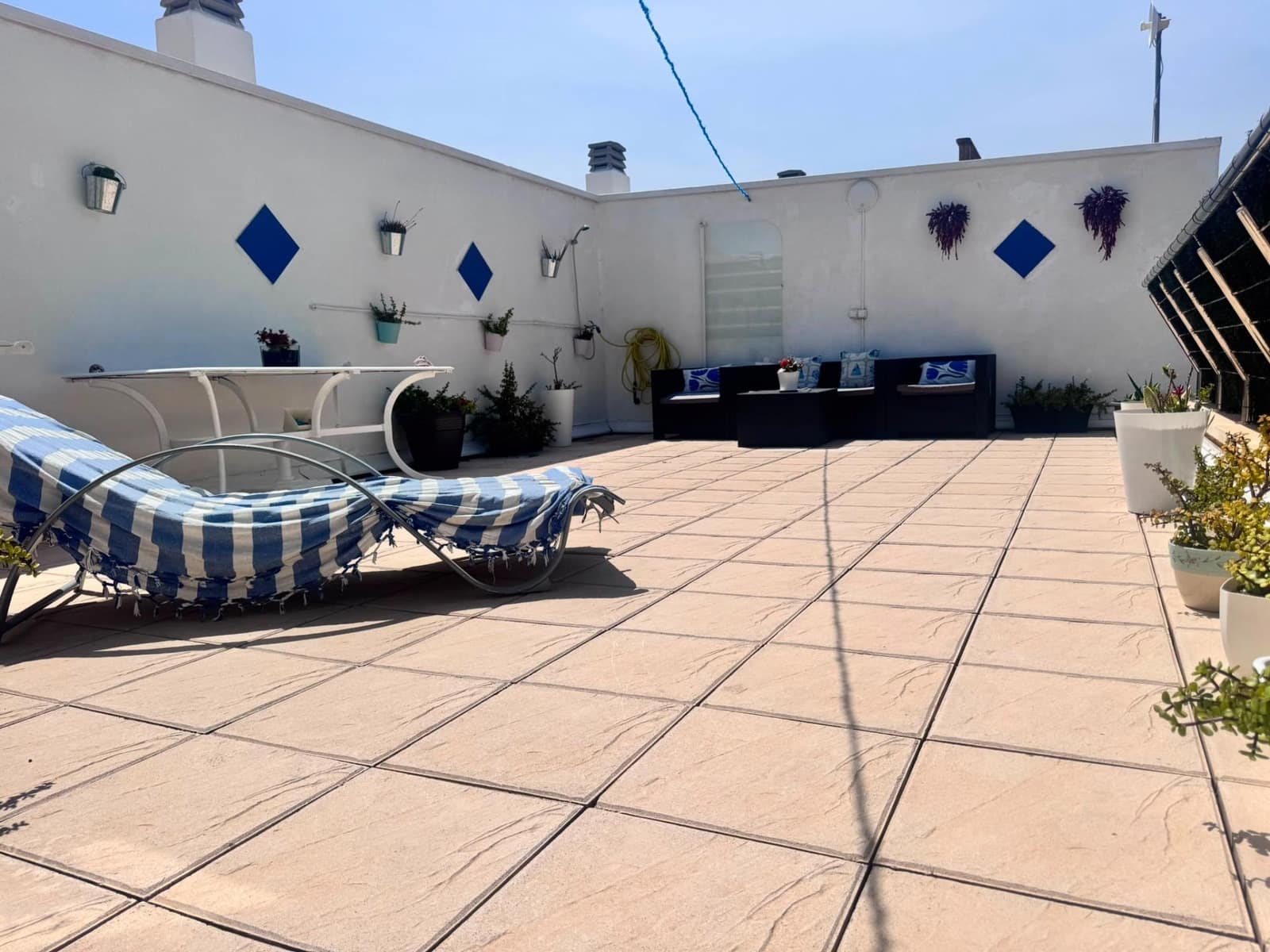 Ático de 3 habitaciones en Torrevieja en venta con piscina - 329.000 € (Ref: 9913278)