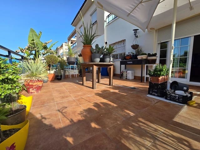 3 soverom Leilighet til salgs i Mil Palmeras, Pilar de la Horadada med svømmebasseng garasje - € 450 000 (Ref: 9929490)