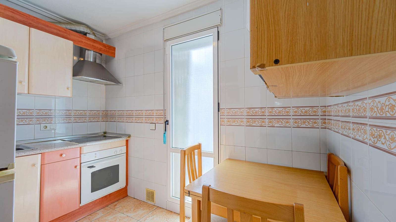 2 quarto Moradia em Banda para venda em El Limonar com piscina - 159 999 € (Ref: 9930821)