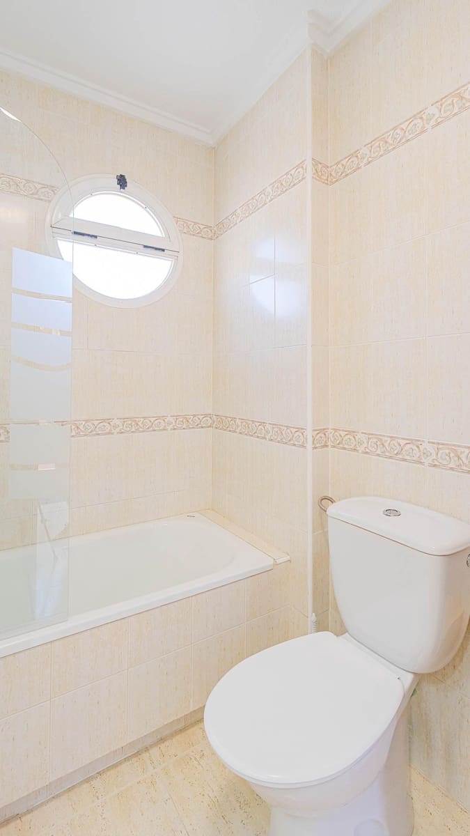 3 soverom Villa til salgs i Torrevieja med svømmebasseng - € 229 999 (Ref: 9958069)
