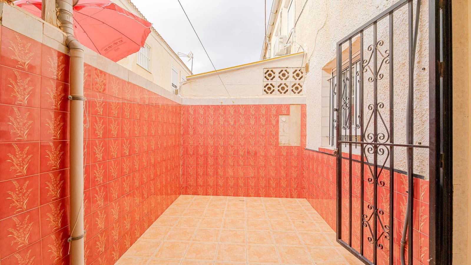 3 sypialnia Apartament na sprzedaż w Torrevieja - 250 000 € (Ref: 9962794)
