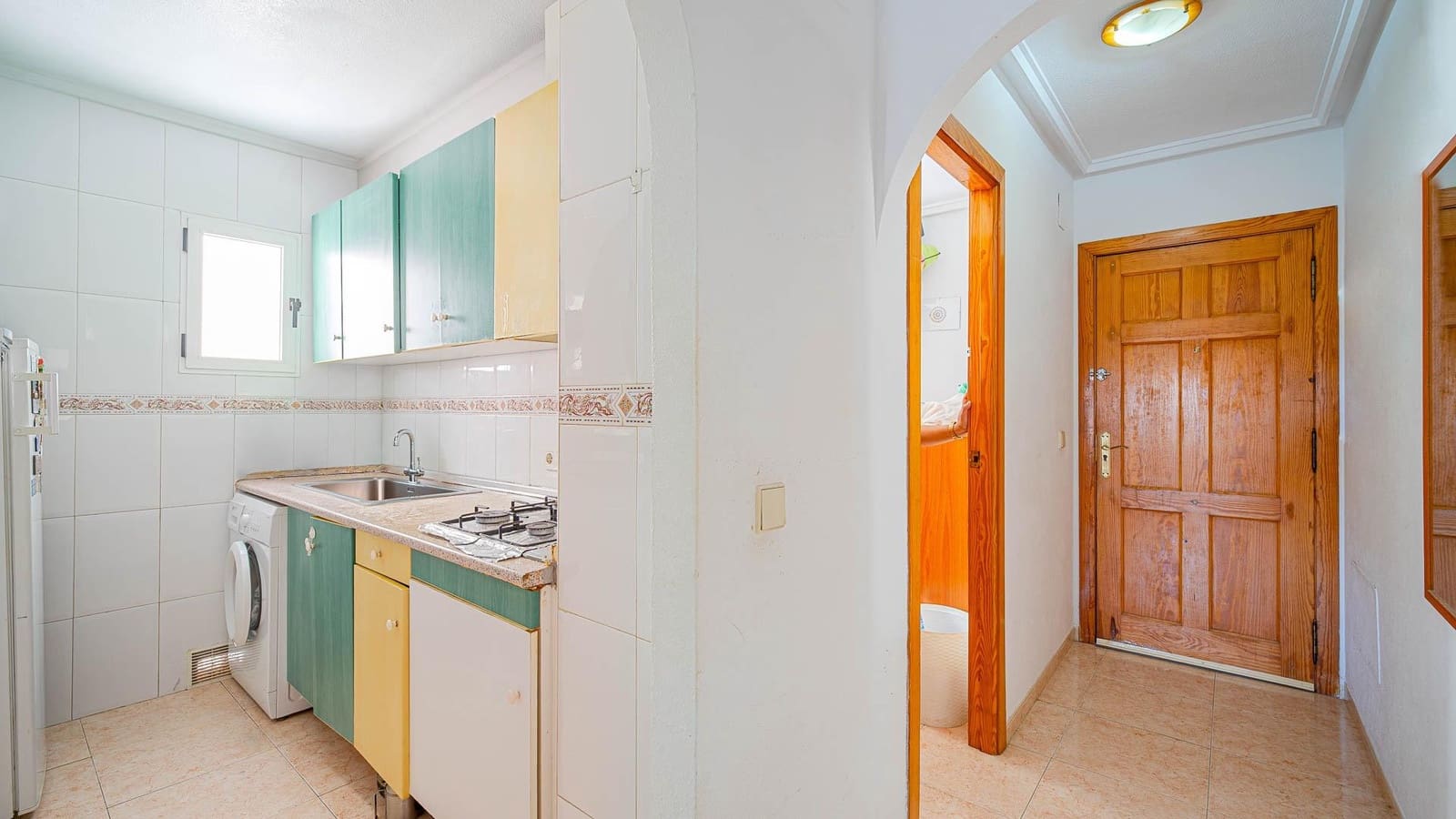 2 chambre Appartement à vendre à Torrevieja avec piscine - 99 999 € (Ref: 9975541)