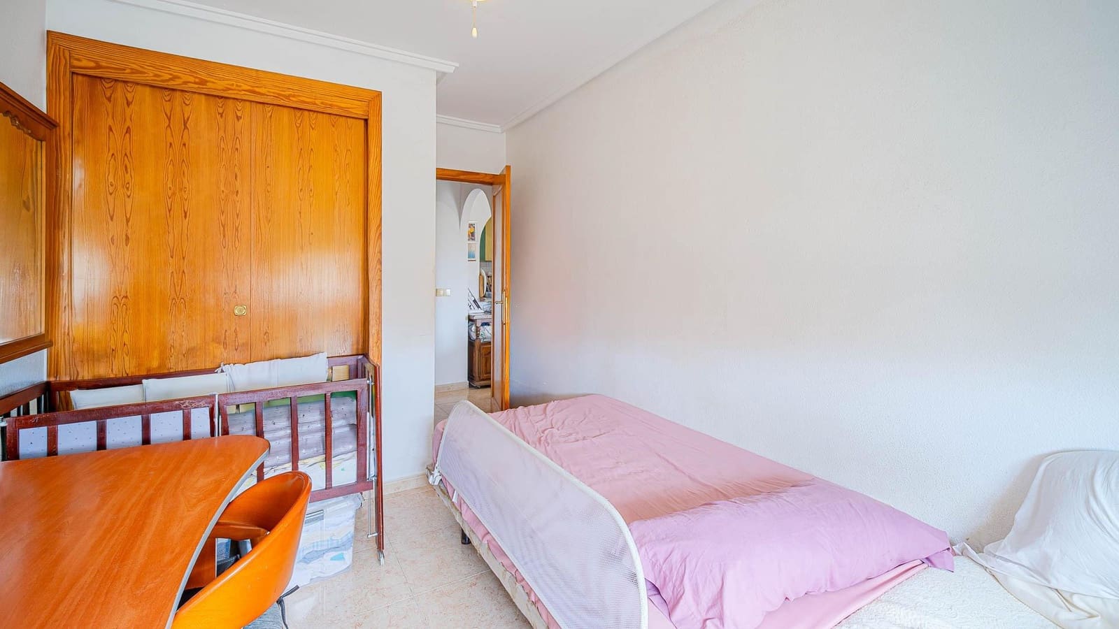 2 chambre Appartement à vendre à Torrevieja avec piscine - 99 999 € (Ref: 9975541)