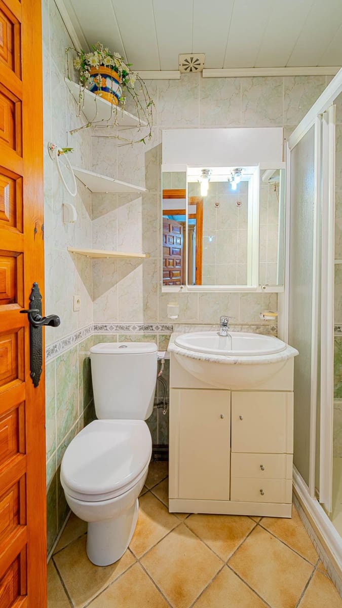 2 chambre Villa/Maison Mitoyenne à vendre à Torrevieja - 109 999 € (Ref: 9975542)