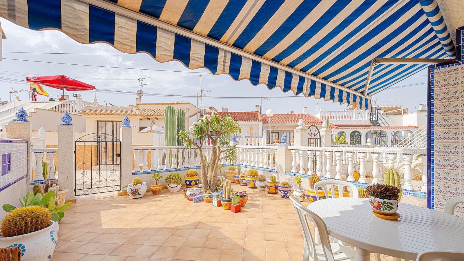 2 chambre Villa/Maison Mitoyenne à vendre à Torrevieja - 109 999 € (Ref: 9975542)