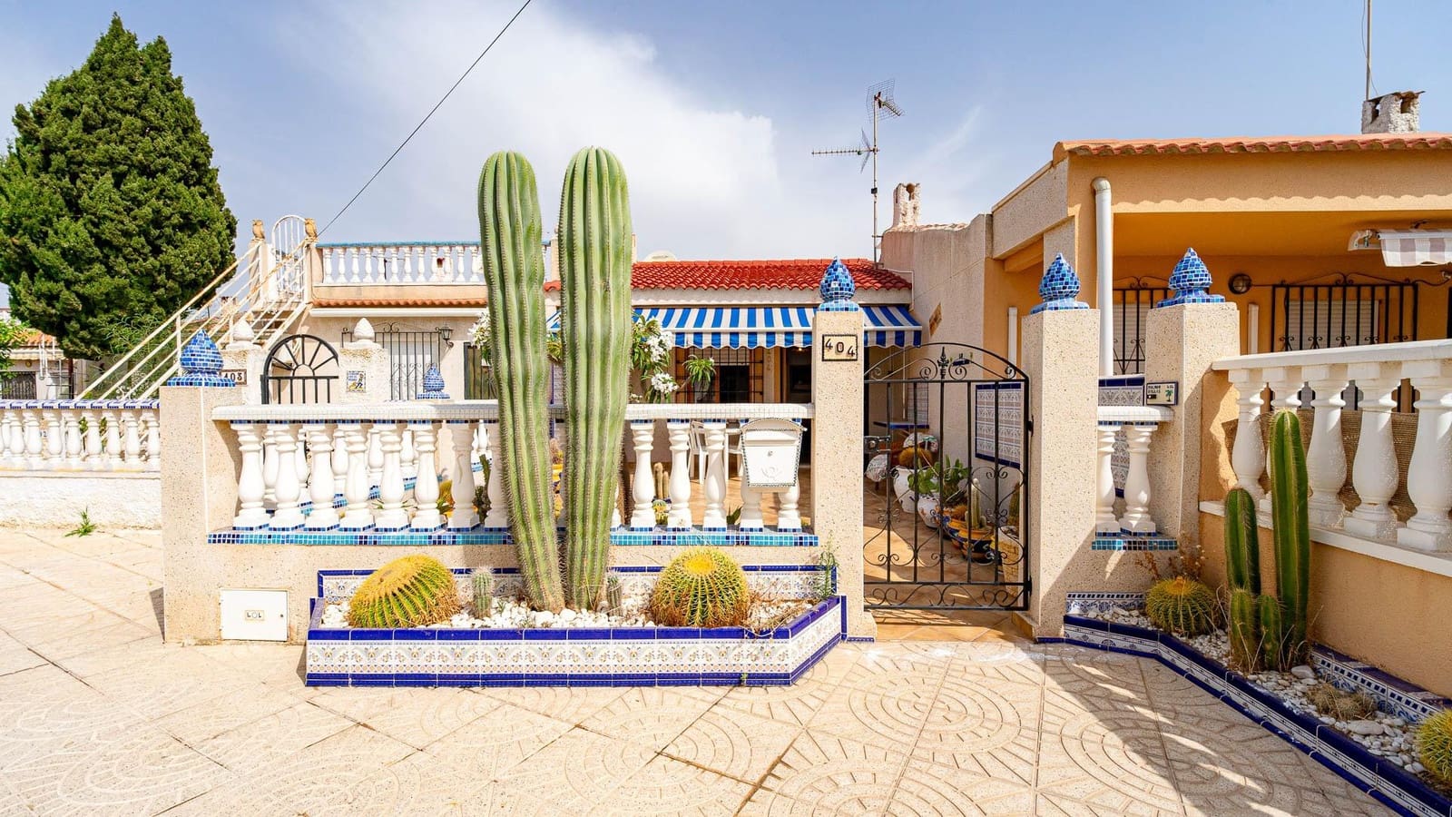 2 chambre Villa/Maison Mitoyenne à vendre à Torrevieja - 109 999 € (Ref: 9975542)