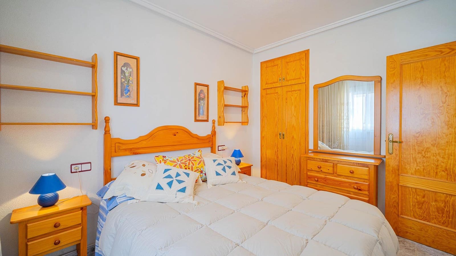 2 slaapkamer Appartement te koop in Torrevieja met garage - € 139.999 (Ref: 9979814)