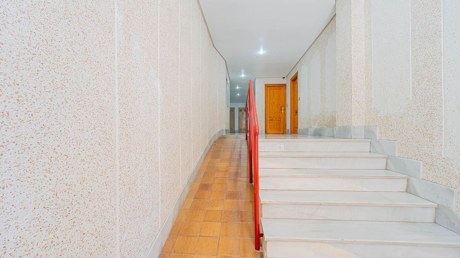 2 slaapkamer Appartement te koop in Torrevieja met garage - € 139.999 (Ref: 9979814)