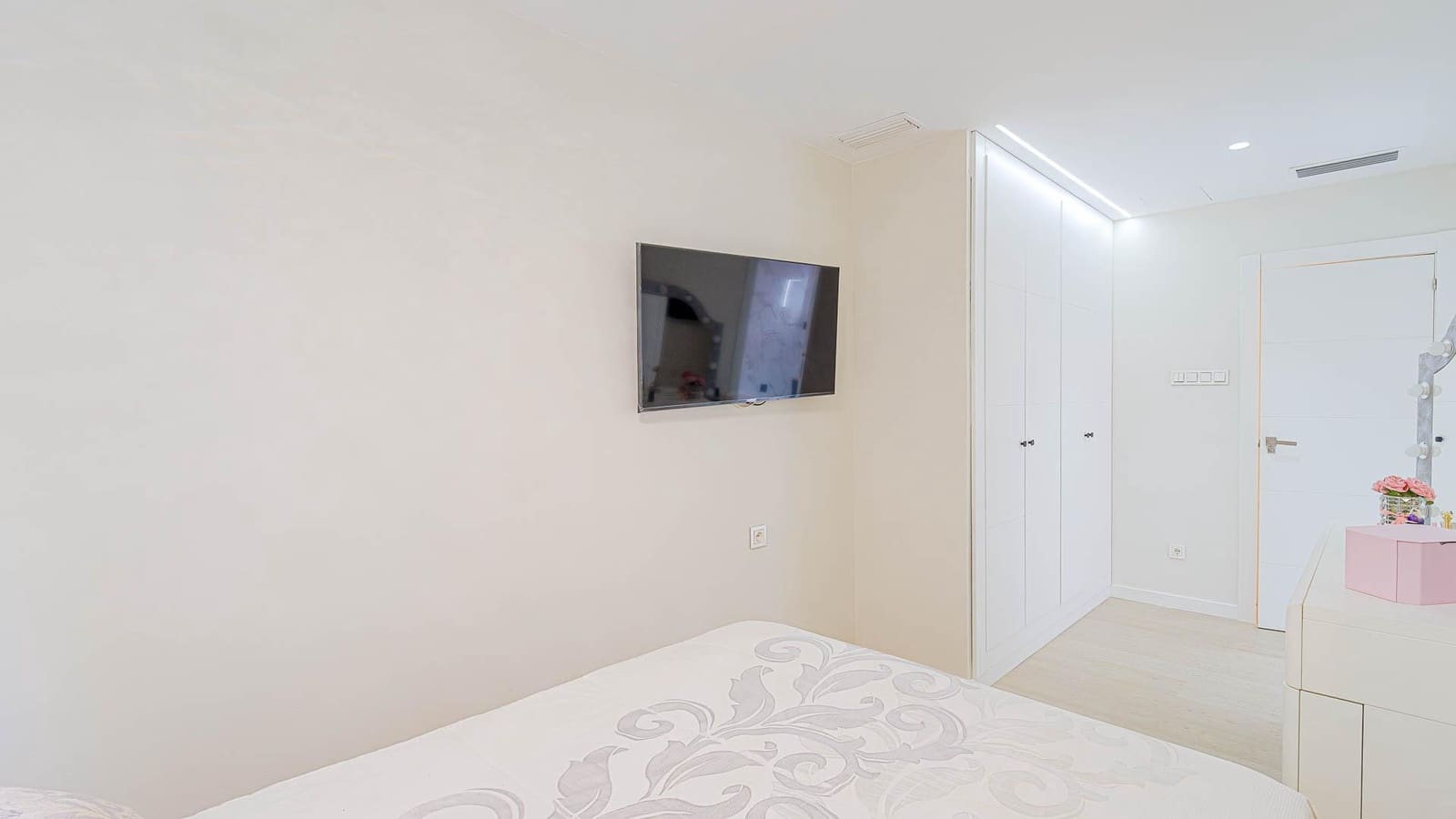 3 soverom Leilighet til salgs i Torrevieja - € 228 000 (Ref: 9998903)