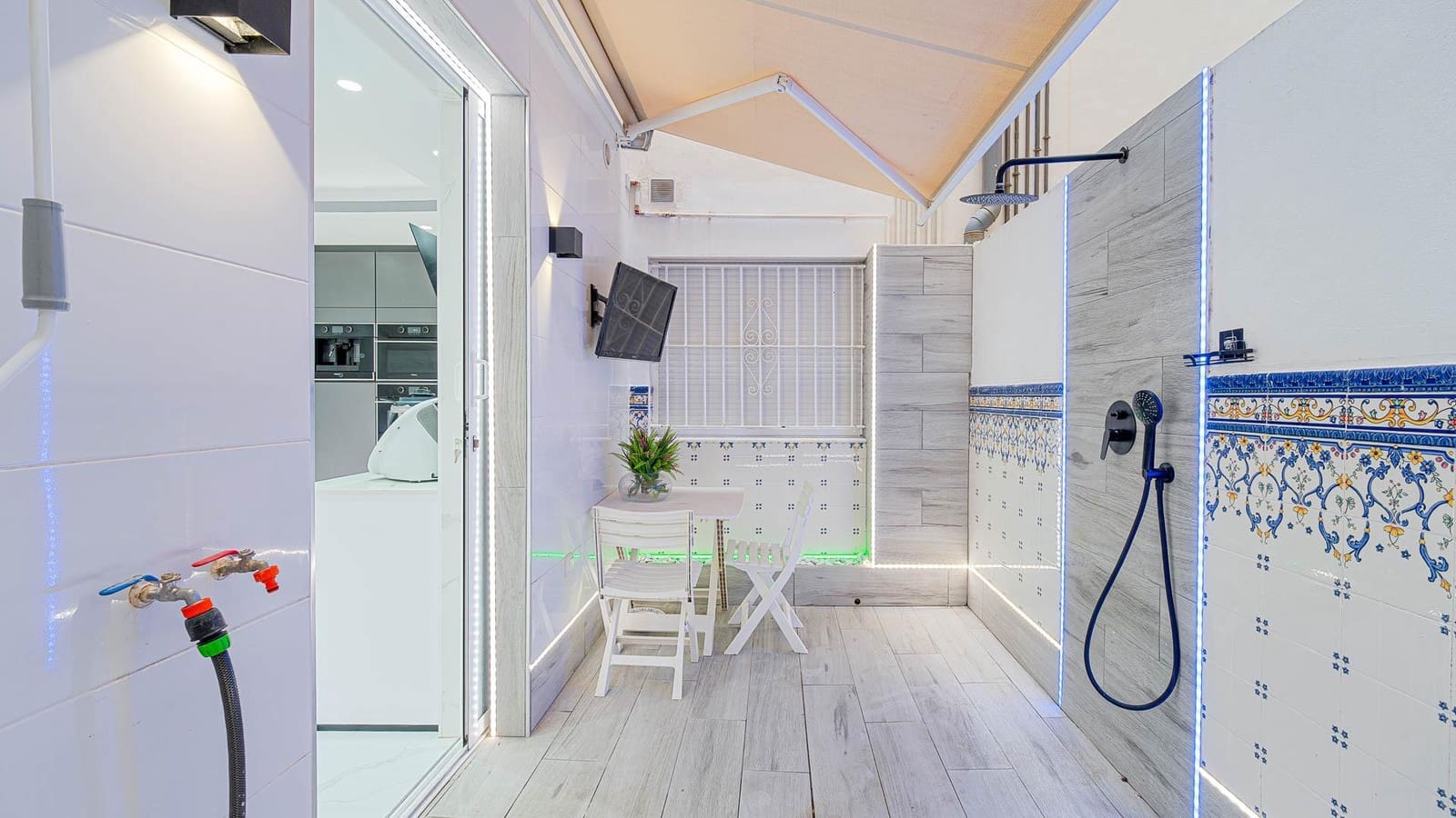 3 slaapkamer Appartement te koop in Torrevieja met garage - € 209.999 (Ref: 9998904)