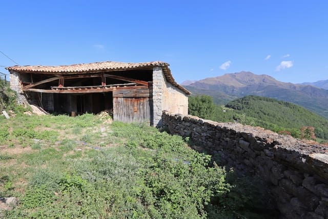 Finca/Country House for sale in Laspaúles - € 157,500 (Ref: 7225739)