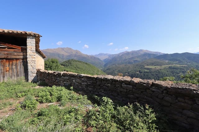 Finca/Country House for sale in Laspaúles - € 157,500 (Ref: 7225739)
