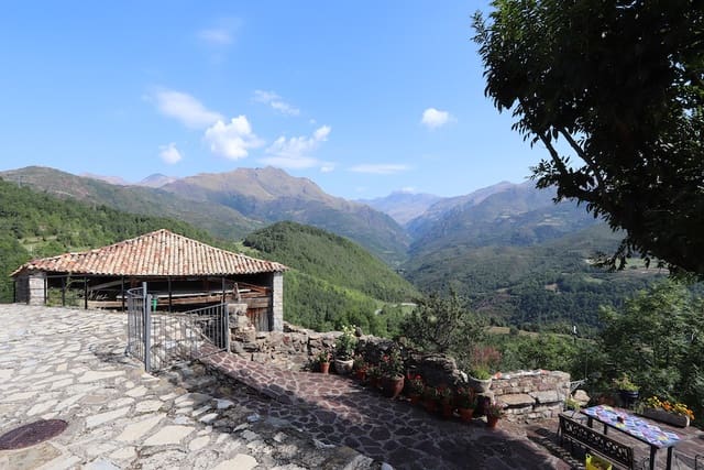 Finca/Country House for sale in Laspaúles - € 157,500 (Ref: 7225739)