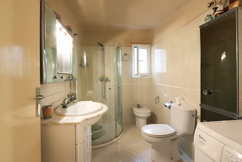 5 soveværelse Finca/Landehus til salg i Isona i Conca Della - € 120.000 (Ref: 8473135)