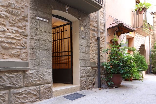 5 bedroom Finca/Country House for sale in Isona i Conca Dellà - € 120,000 (Ref: 8473135)