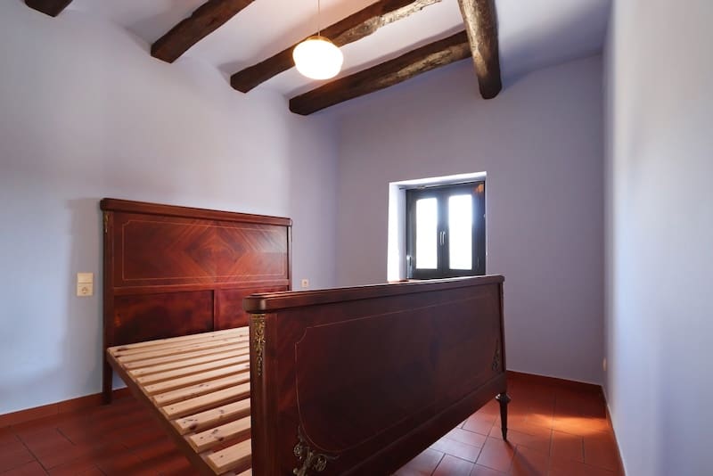 9 soveværelse Finca/Landehus til salg i Sort - € 340.000 (Ref: 8917375)