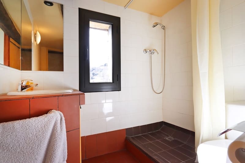 9 soveværelse Finca/Landehus til salg i Sort - € 340.000 (Ref: 8917375)