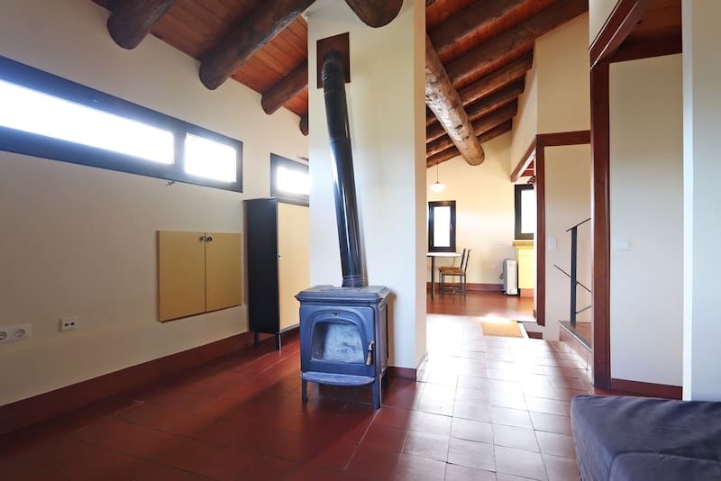 9 soveværelse Finca/Landehus til salg i Sort - € 340.000 (Ref: 8917375)