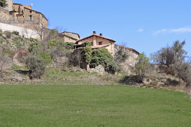 3 bedroom Finca/Country House for sale in Tremp - € 115,000 (Ref: 8949206)