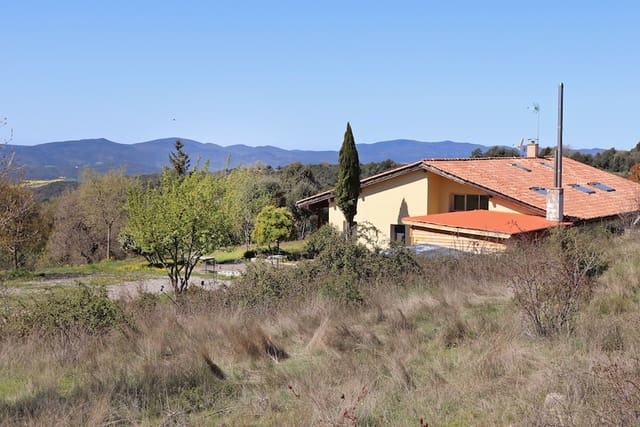 3 bedroom Finca/Country House for sale in Benabarre with garage - € 360,000 (Ref: 8969509)