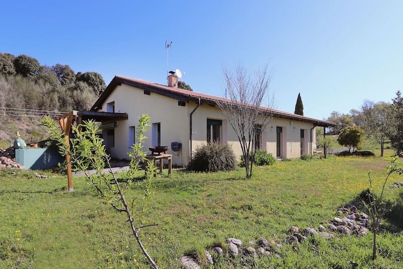 3 soveværelse Finca/Landehus til salg i Benabarre med garage - € 360.000 (Ref: 8969509)