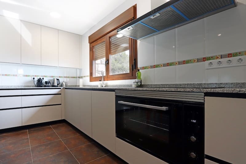 4 soveværelse Finca/Landehus til salg i Laspaules med garage - € 420.000 (Ref: 9027153)