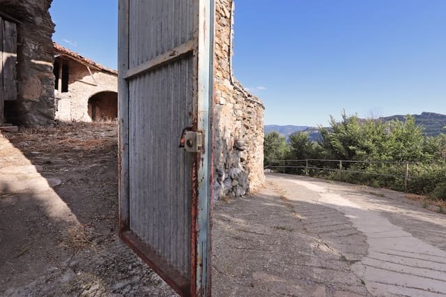 Finca/Casa Rural en Baix Pallars en venta - 70.000 € (Ref: 9136145)